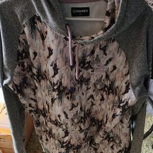 Hooey Multicolor Abstract Print Pullover with Gray Sleeves